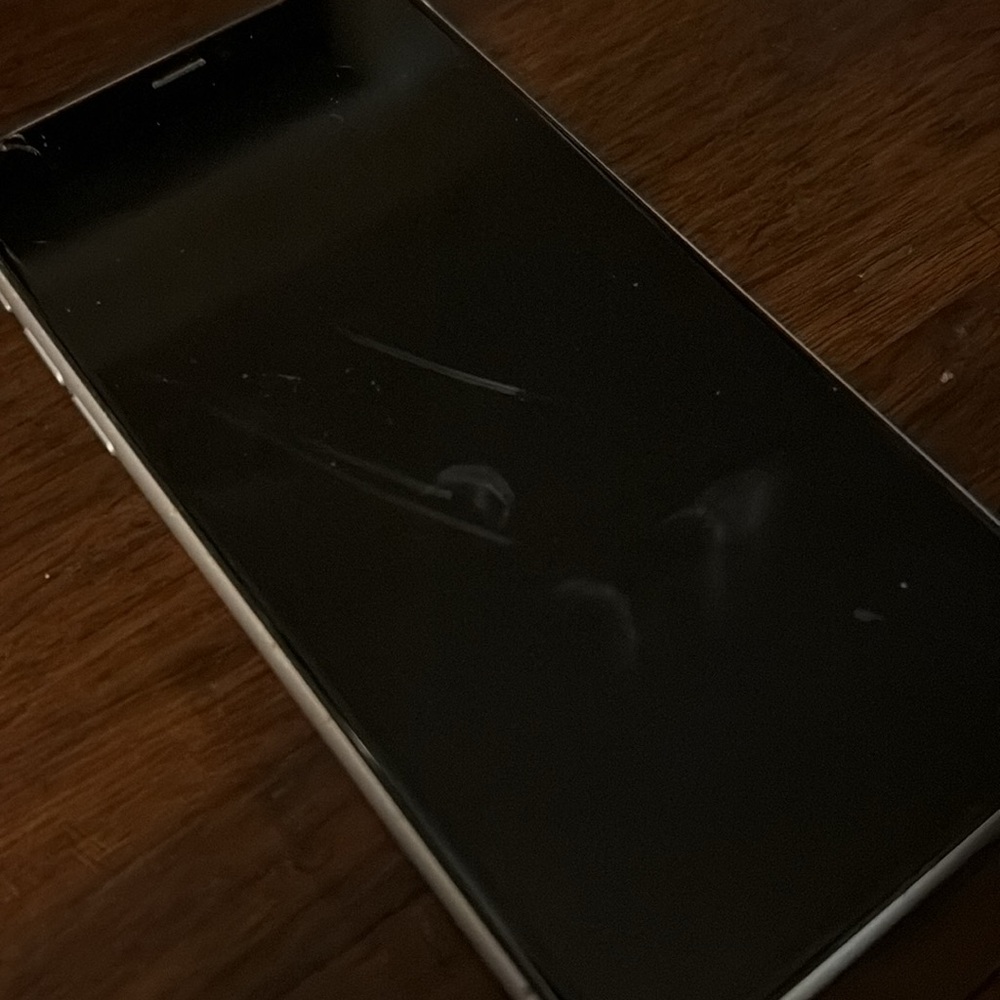 🛑‼️SOLD🛑‼️ Used White IPhone XR 64GB + - Picture 3 of 6